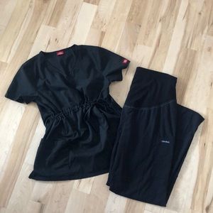 Black maternity scrubs.